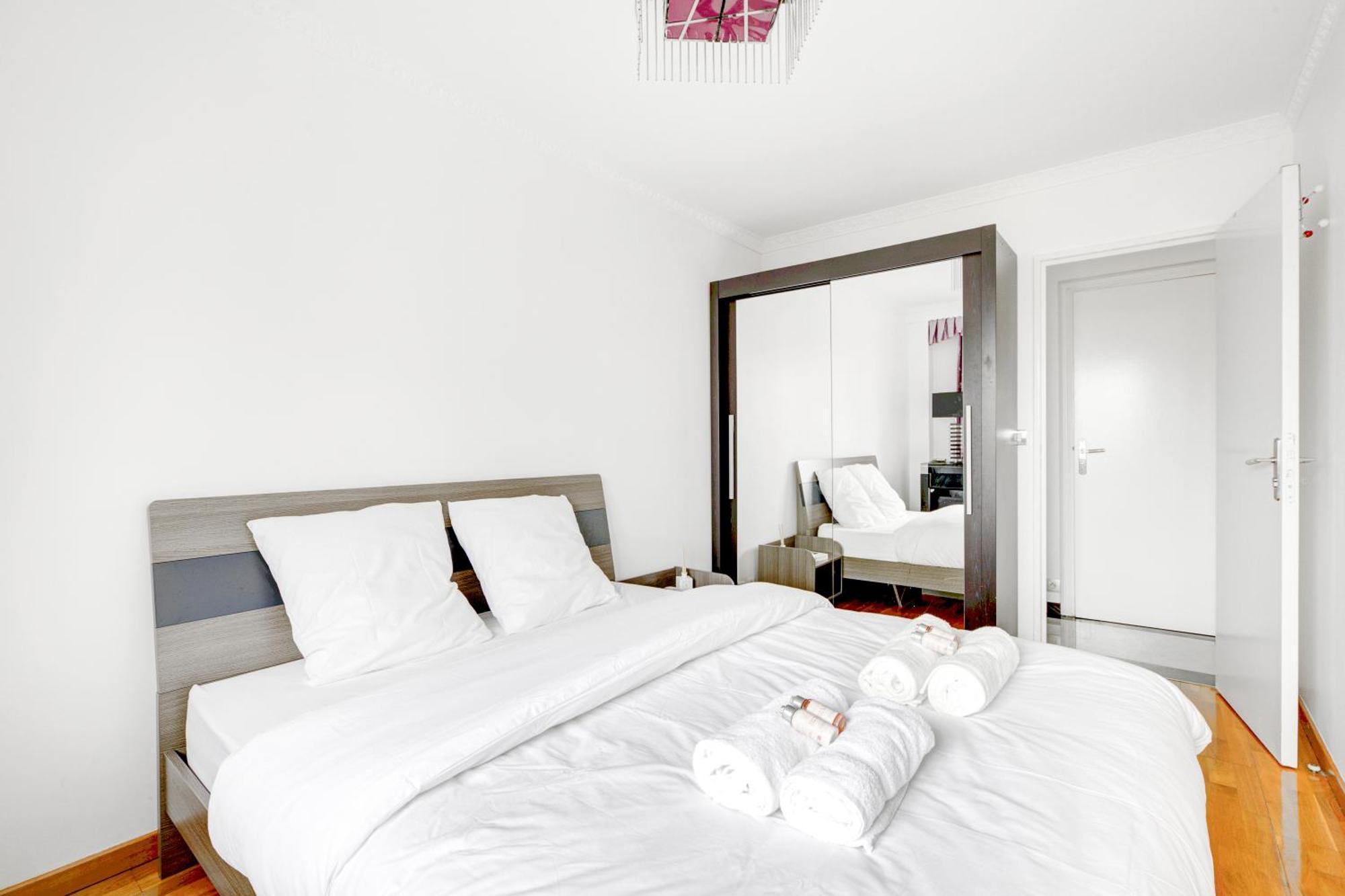 Apartment Sacha, Elegance Et Confort Au Coeur De *